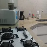 Apartamento Em Canasvieiras Mil E Seissentos Metros Da Praia, 5 Carteirinhas Simultaneas De Picina, Ar Condicionado Nos Quartos, Uma Vaga De Garagem E Nao Aceita Animais