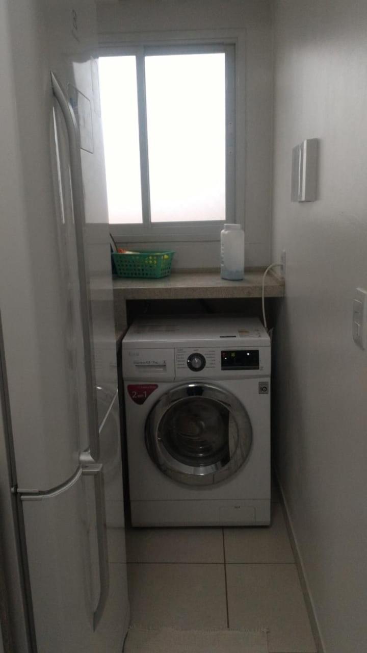 Apartamento Em Canasvieiras Mil E Seissentos Metros Da Praia, 5 Carteirinhas Simultaneas De Picina, Ar Condicionado Nos Quartos, Uma Vaga De Garagem E Nao Aceita Animais Florianopolis