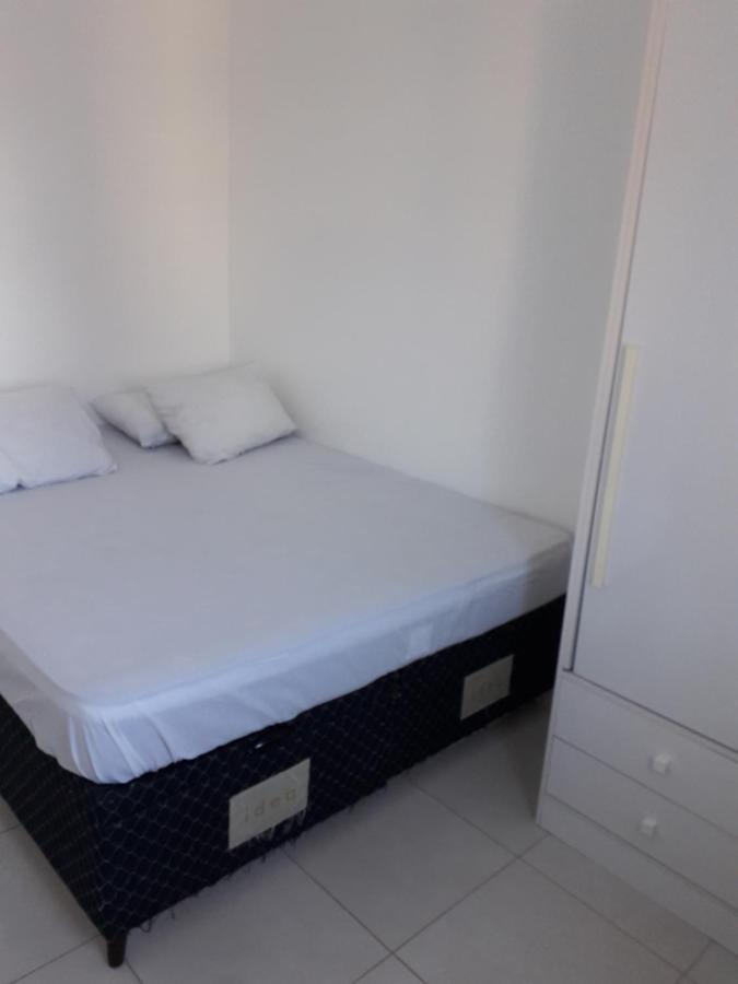 Apartamento Em Canasvieiras Mil E Seissentos Metros Da Praia, 5 Carteirinhas Simultaneas De Picina, Ar Condicionado Nos Quartos, Uma Vaga De Garagem E Nao Aceita Animais Apartamento *
