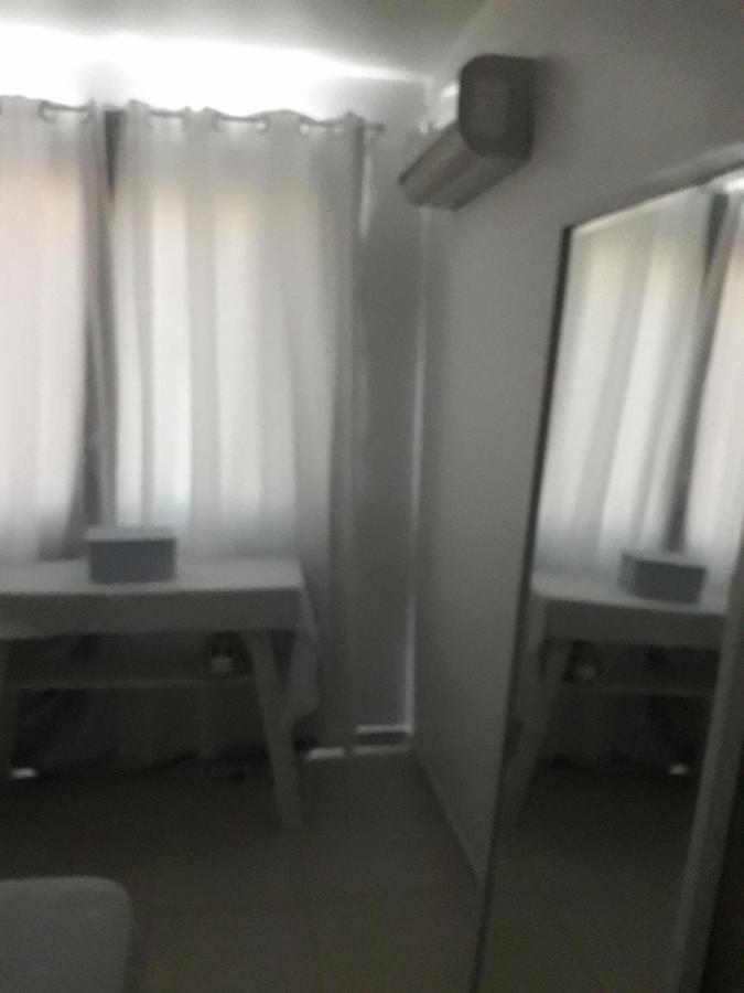 Apartamento Em Canasvieiras Mil E Seissentos Metros Da Praia, 5 Carteirinhas Simultaneas De Picina, Ar Condicionado Nos Quartos, Uma Vaga De Garagem E Nao Aceita Animais Apartamento