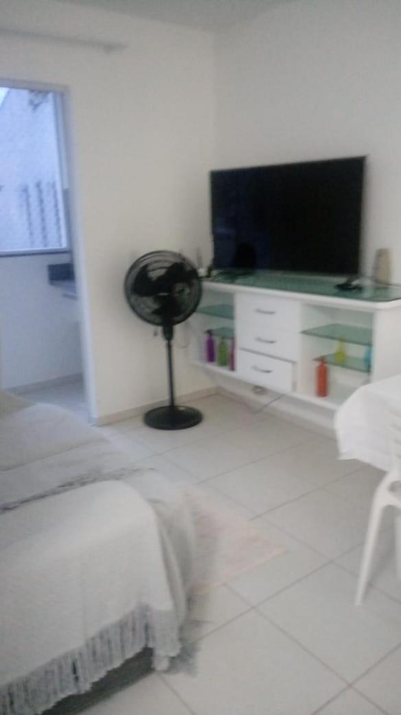 Apartamento Em Canasvieiras Mil E Seissentos Metros Da Praia, 5 Carteirinhas Simultaneas De Picina, Ar Condicionado Nos Quartos, Uma Vaga De Garagem E Nao Aceita Animais